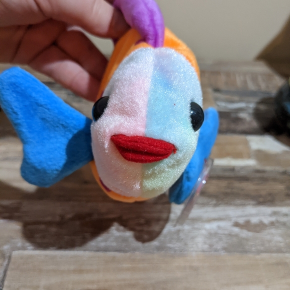 RARE Lips Beanie Baby - Picture 9 of 11